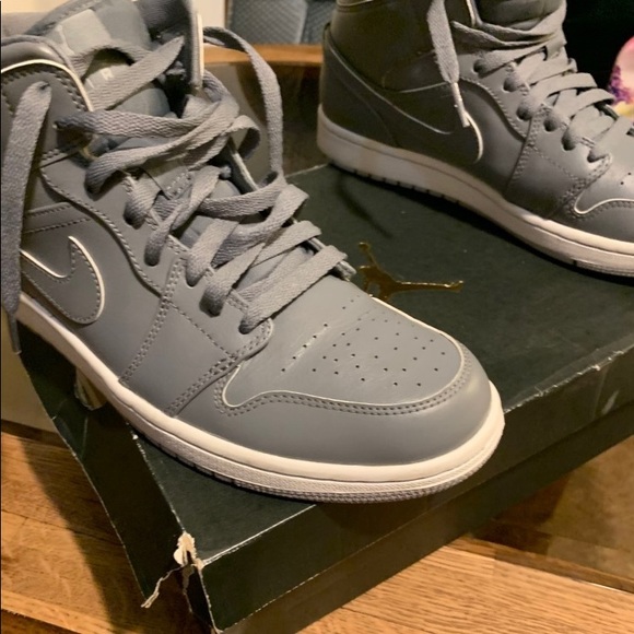 Nike Jordans - Picture 2 of 2